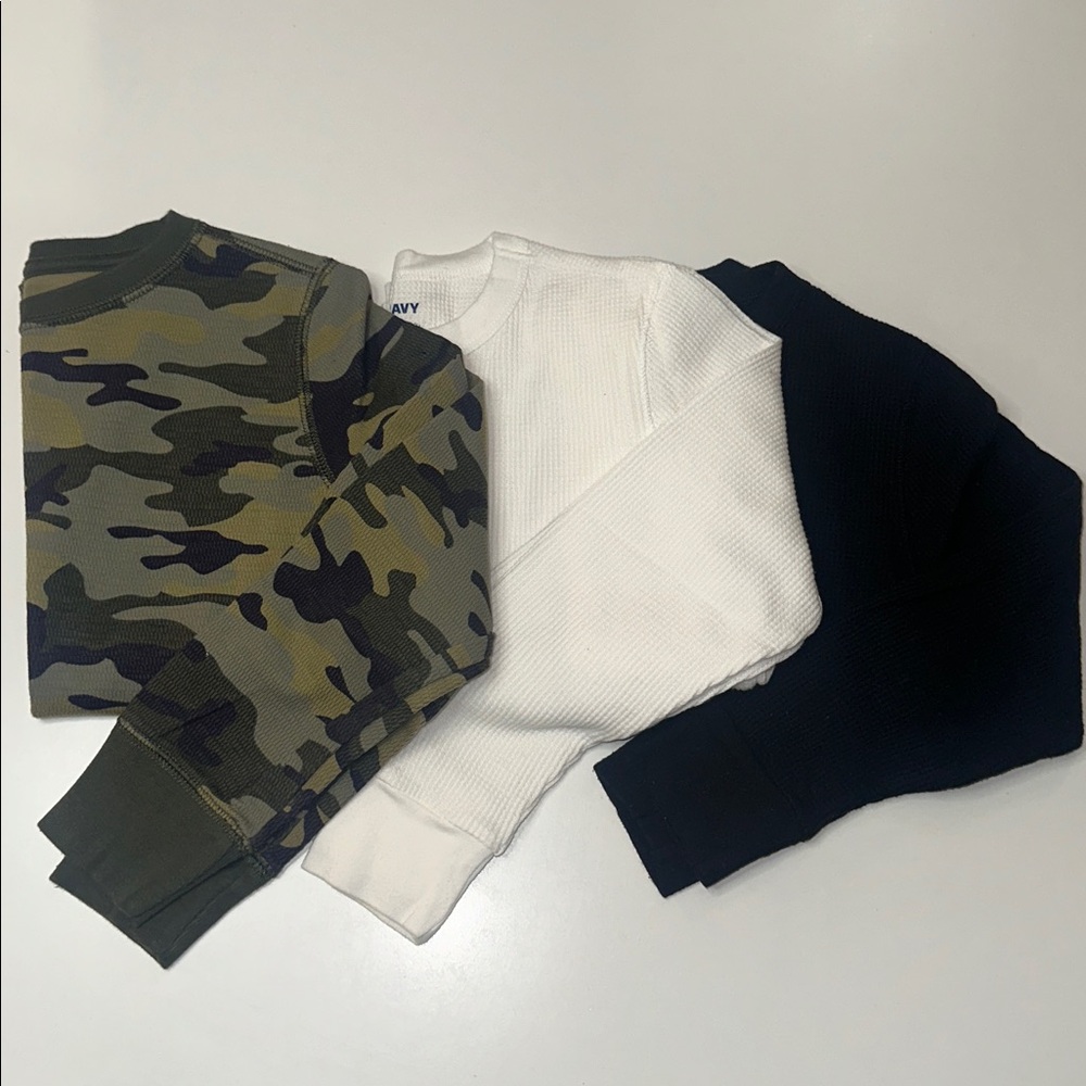 Boys thermal shirts size 6 - 7 yrs